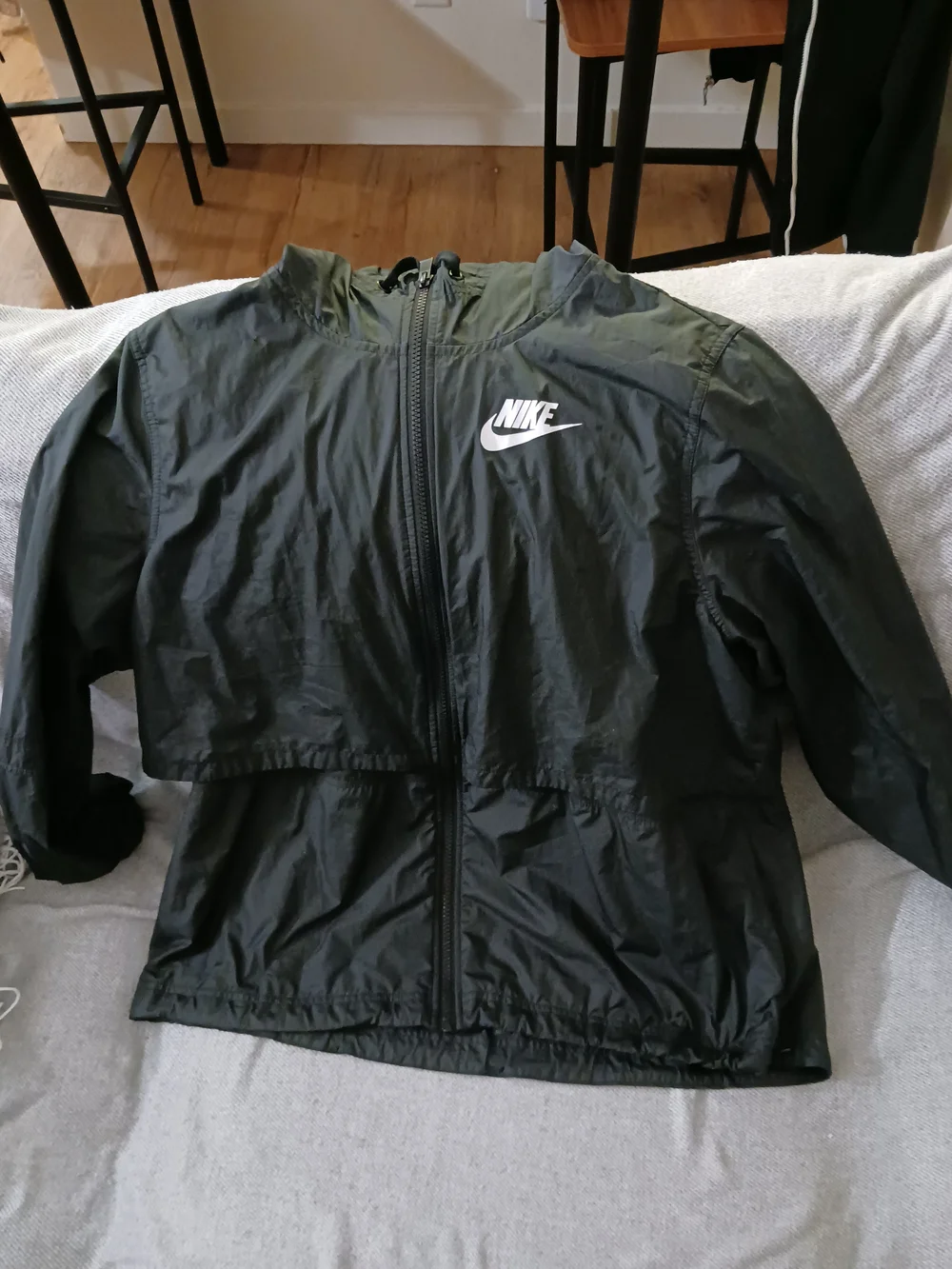 Nike Men's Black Hooded Windbreaker Jacket